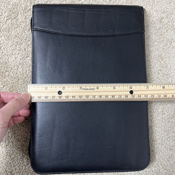 Leather Notebook Portfolio Organizer with Zipper,‎ Calculator, Rollerball Pen - Picture 10 of 11